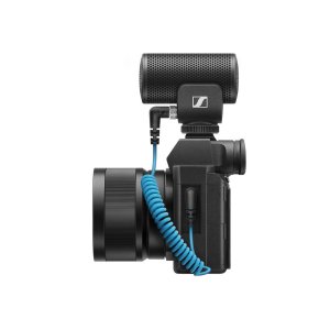 Compact, super-cardioid on-camera microphone