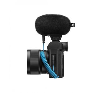 Compact, super-cardioid on-camera microphone