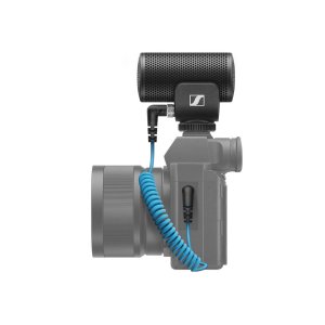 Compact, super-cardioid on-camera microphone