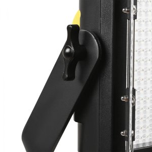 Rayden Daylight Half x 1 LED Light