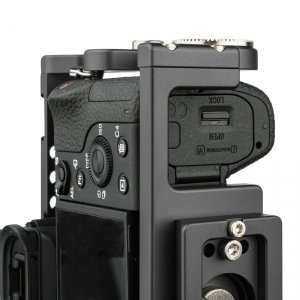 STRATUS Complete Cage for Sony a7 II Series Camera