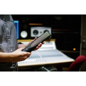 Class A, discrete ribbon mic designed with Mr Rupe