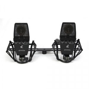 Matched pair of sE4400as with mounting bar and sho