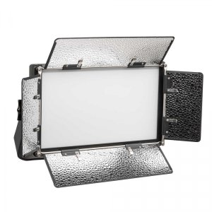 Kit with 3 x Lyra Daylight Half x 1 LED Soft Light