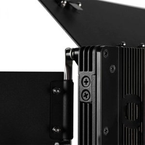 Kit with 2 x Mylo Bi-Color Half x 1 LED Lights