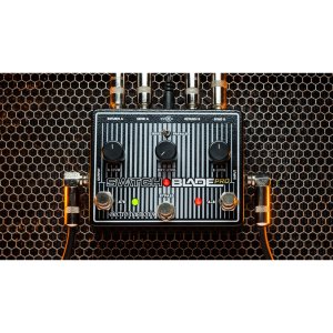 Deluxe Switcher