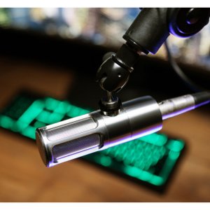 Broadcast-Quality XLR Streaming Microphone
