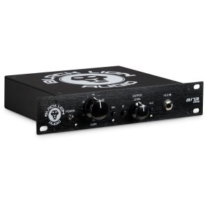 Half-rack British-styled preamp