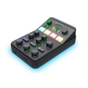 DESKTOP LIVE STREAMING MIXER
