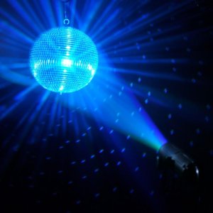 PINSPOT LED QUAD DMX;8 WATT QUAD COLOR