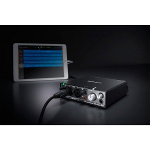 USB Audio Interface - 2-in/4-out