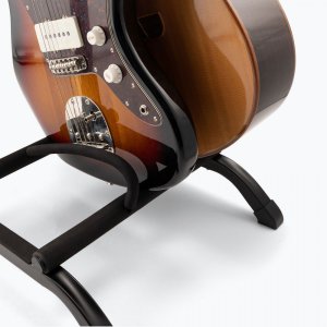 Three-Space Foldable Multi-Guitar Rack