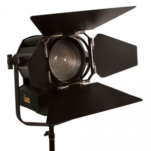 White Star 6" Fresnel 200W 5600K LED Light w/ DMX