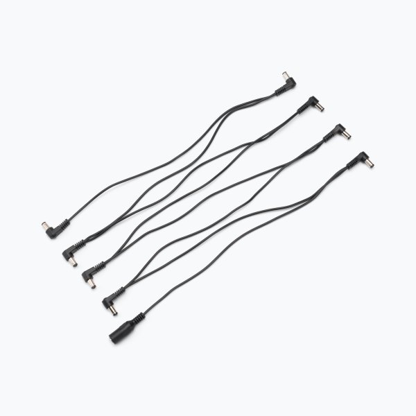 Eight-Plug Daisy Chain