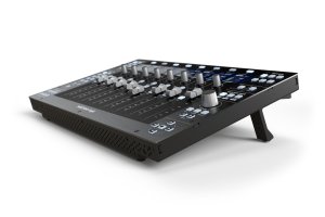 SSL UF8 DAW Controller