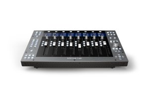 SSL UF8 DAW Controller