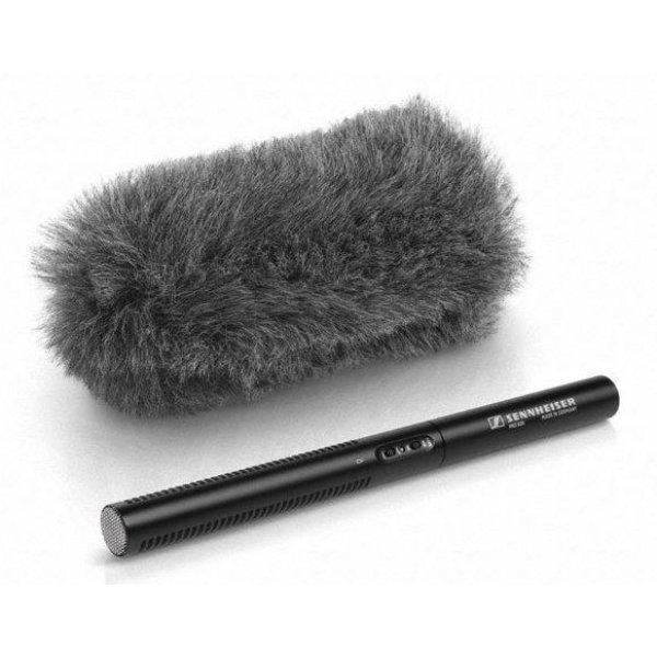 The MKE600 is a small shot gun microphone with a h